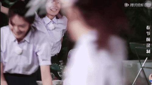 少女恋爱专注吃瓜视频,少女心爆棚！恋爱专注吃瓜视频大盘点