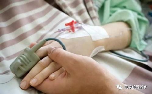 患骨髓炎女网红被男网友蹲守,网络暴力下的现实困境”