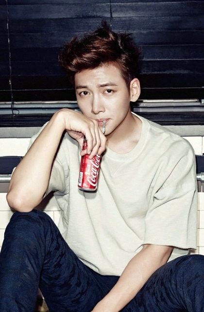 韩国方脸明星男,盘点那些棱角分明的帅气面孔”