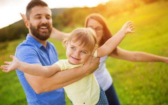 宝宝吃瓜照片视频,宝宝吃瓜萌态瞬间回顾